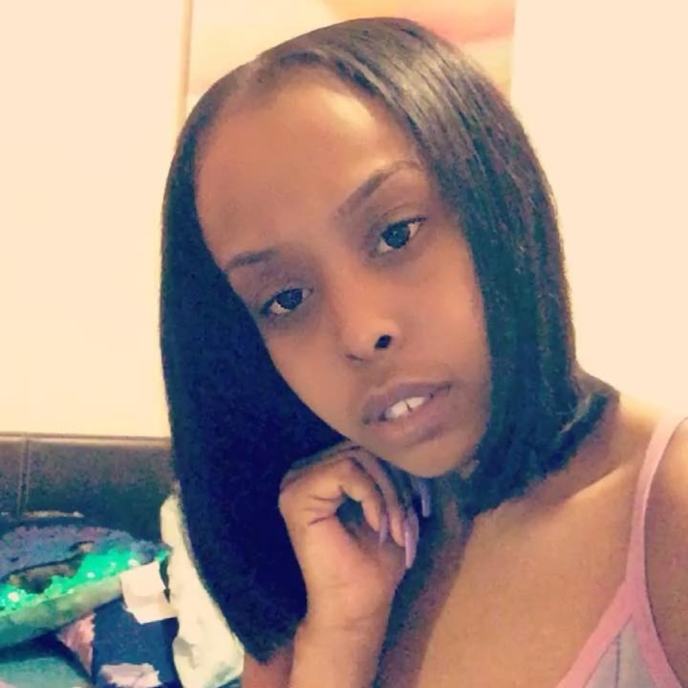 Meet your Posher, Qwess